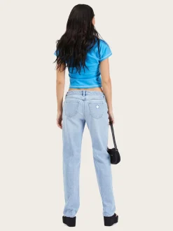 A 99 Low Straight - Gina