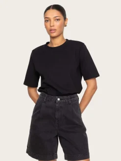 Jason Shorts - Black