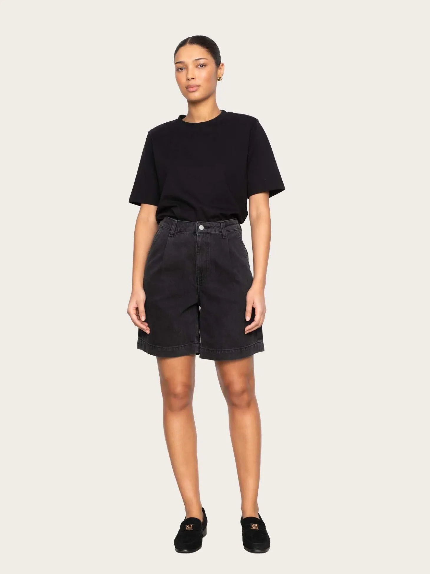 Jason Shorts - Black