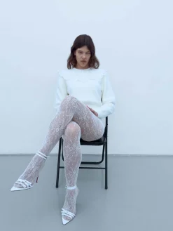 Lace Collar Knit Sweater - Blanc de Blanc