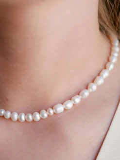 Necklace Pearlie